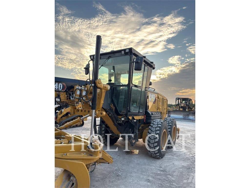 CAT 140 AWD Greiderid