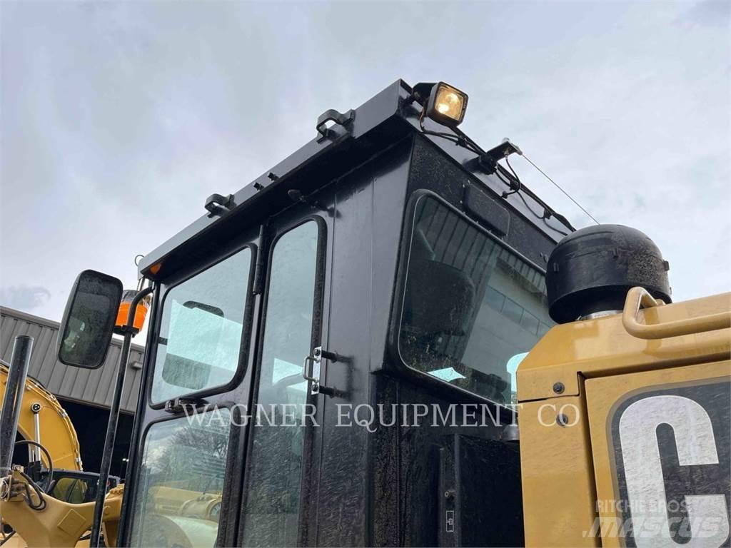 CAT 140GC Greiderid