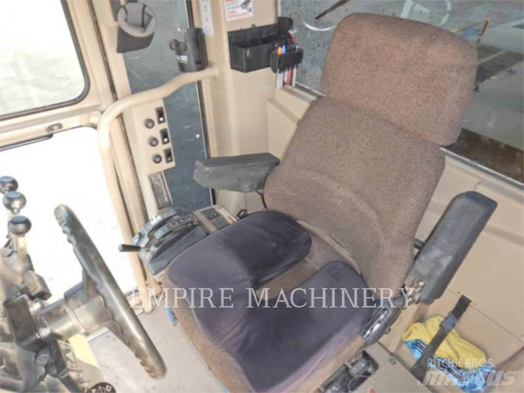 CAT 140H Greiderid