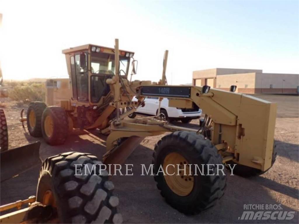 CAT 140H Greiderid