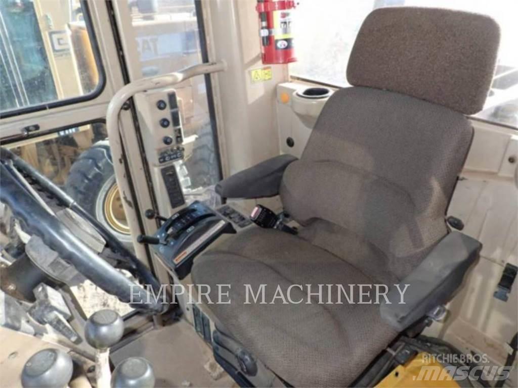 CAT 140H Greiderid