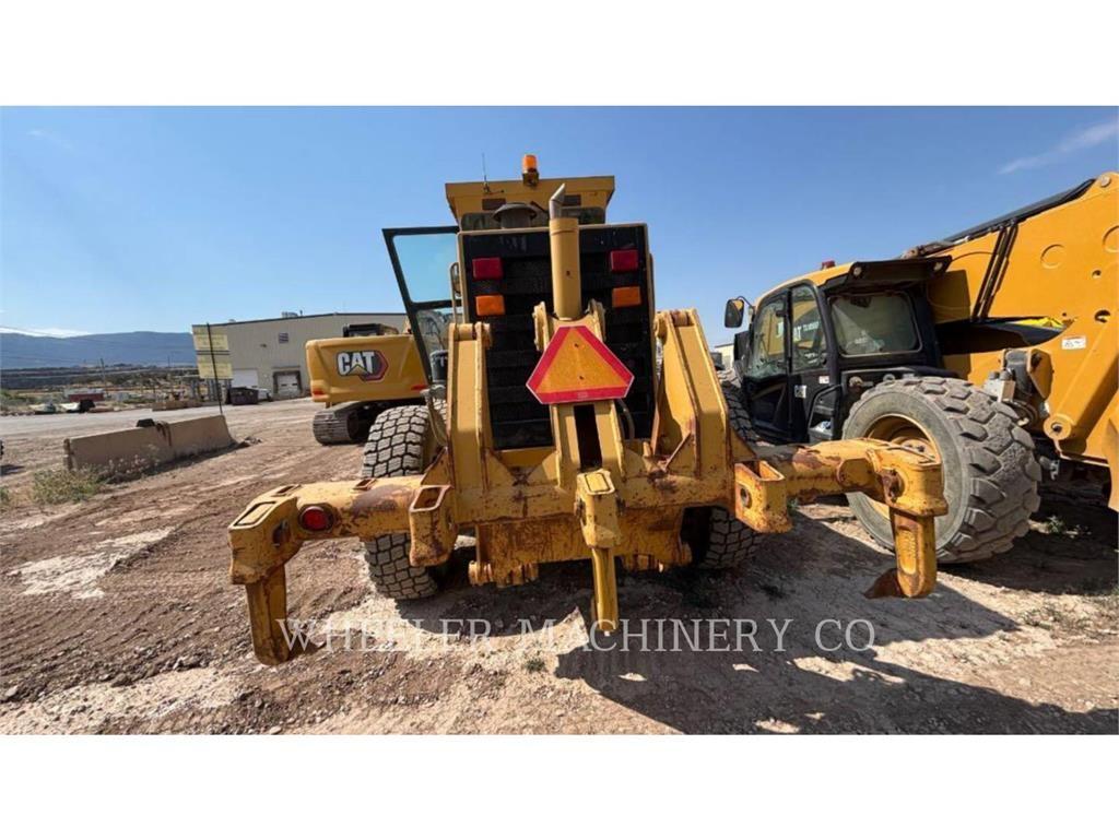 CAT 140H Greiderid