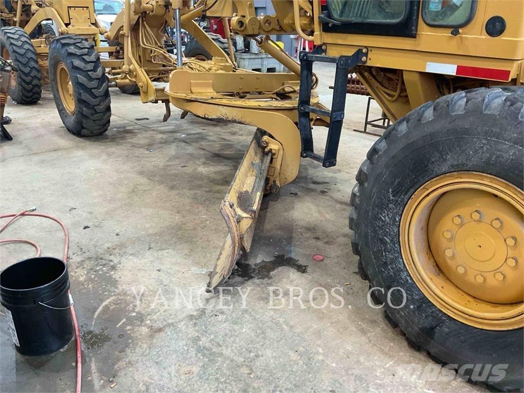 CAT 140HNA Greiderid