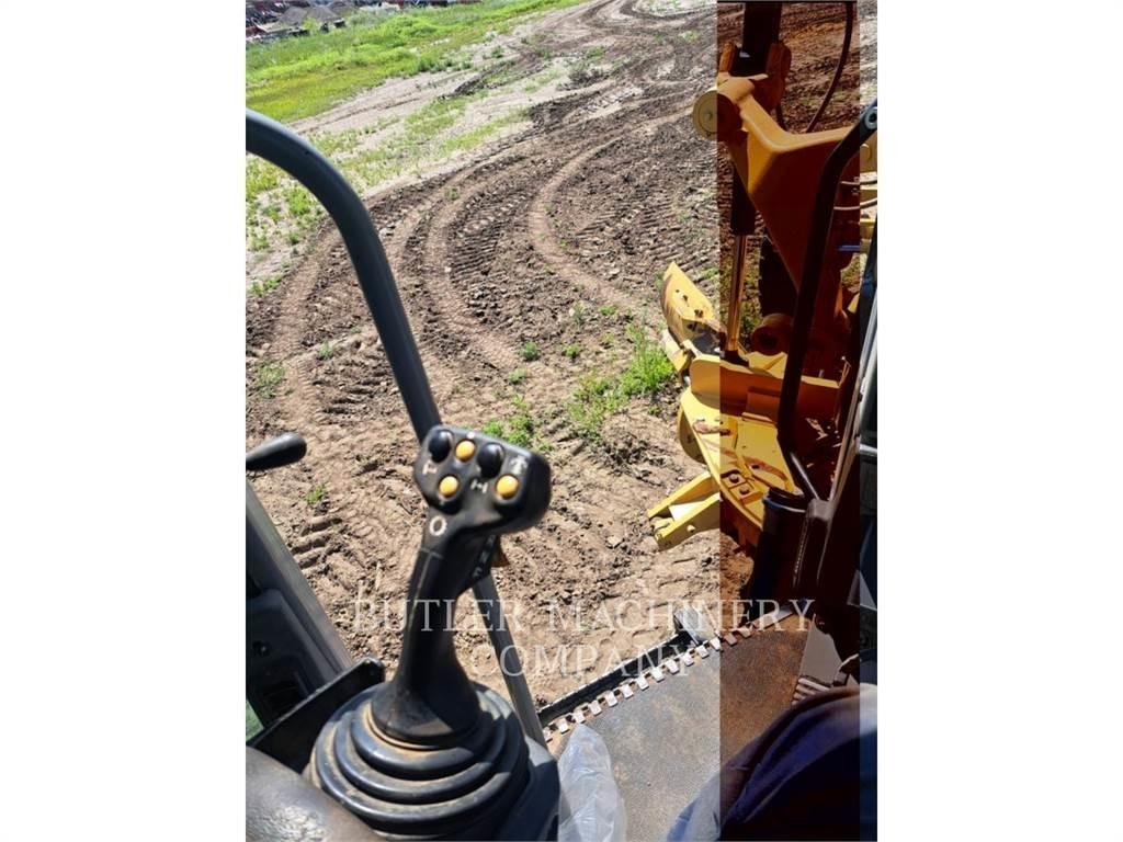 CAT 140M Greiderid