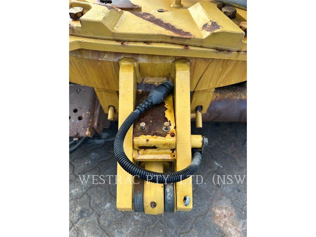 CAT 140M Greiderid
