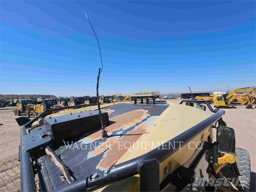 CAT 140M Greiderid