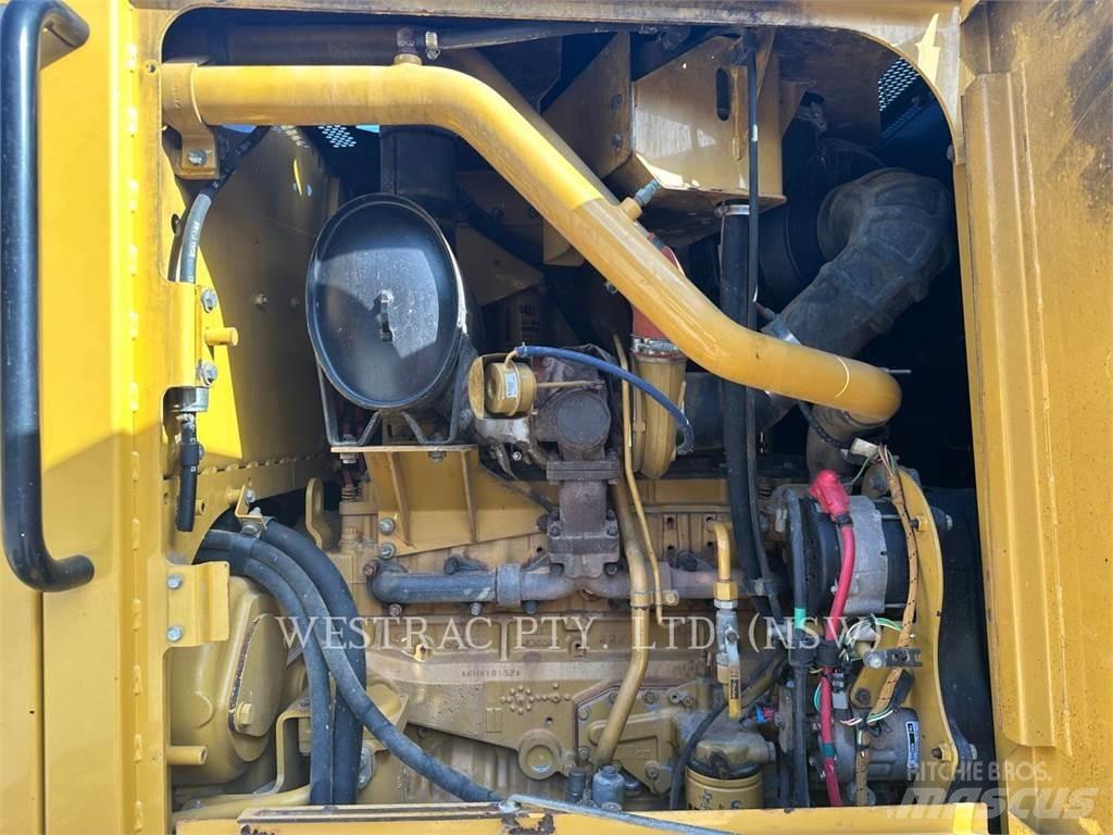CAT 140M Greiderid