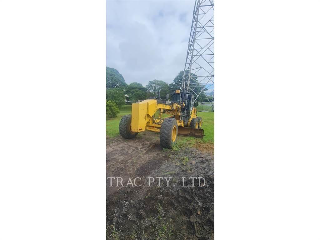 CAT 140M Greiderid