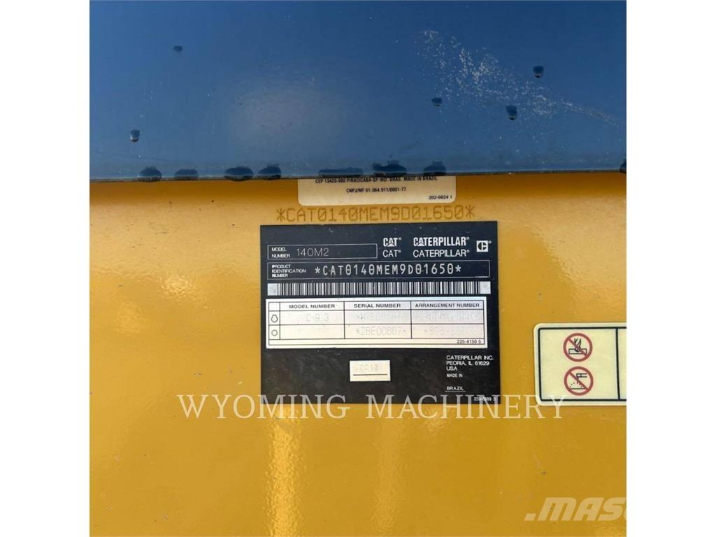 CAT 140M 2 Greiderid