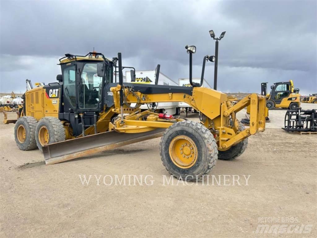 CAT 140M 2 Greiderid