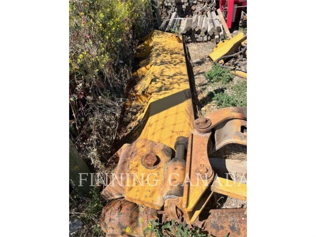 CAT 140M AWD Greiderid