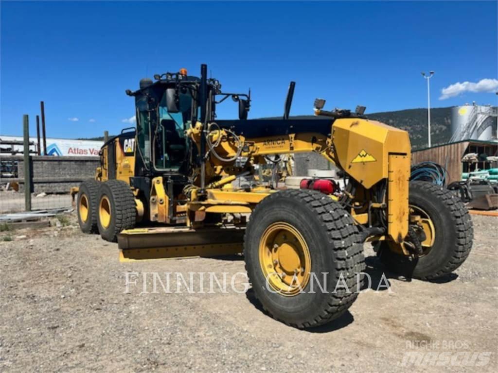 CAT 140M AWD Greiderid