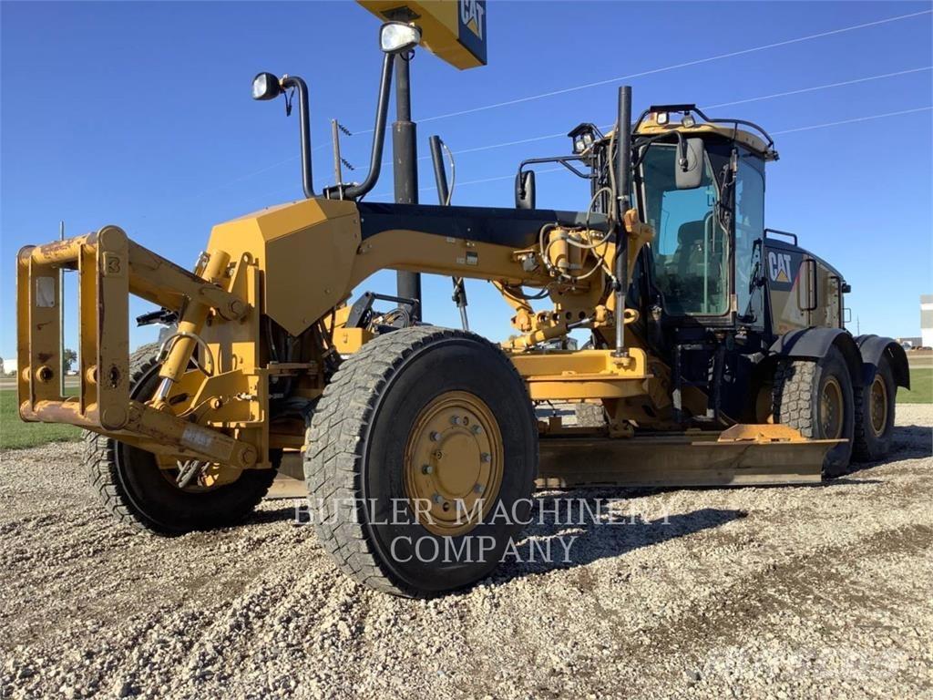 CAT 140M AWD Greiderid