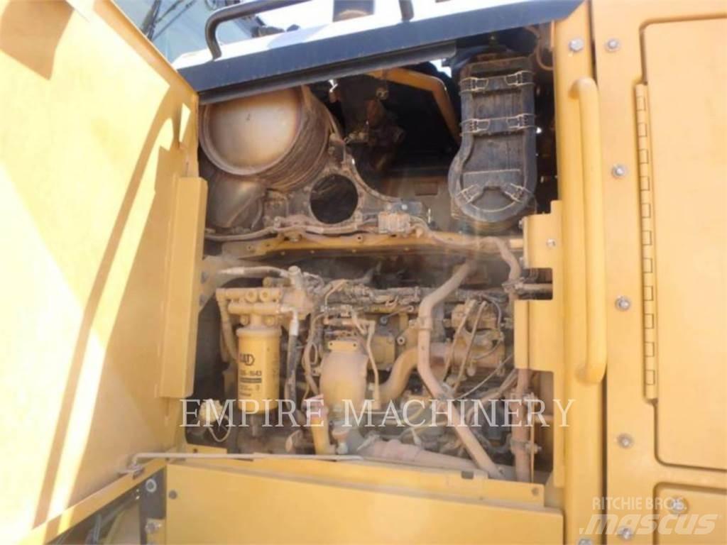 CAT 140M2 Greiderid