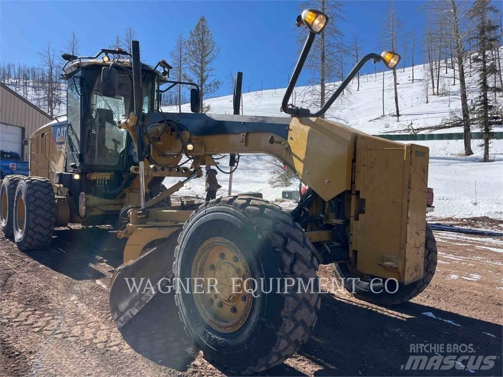 CAT 140M2 AWD Greiderid