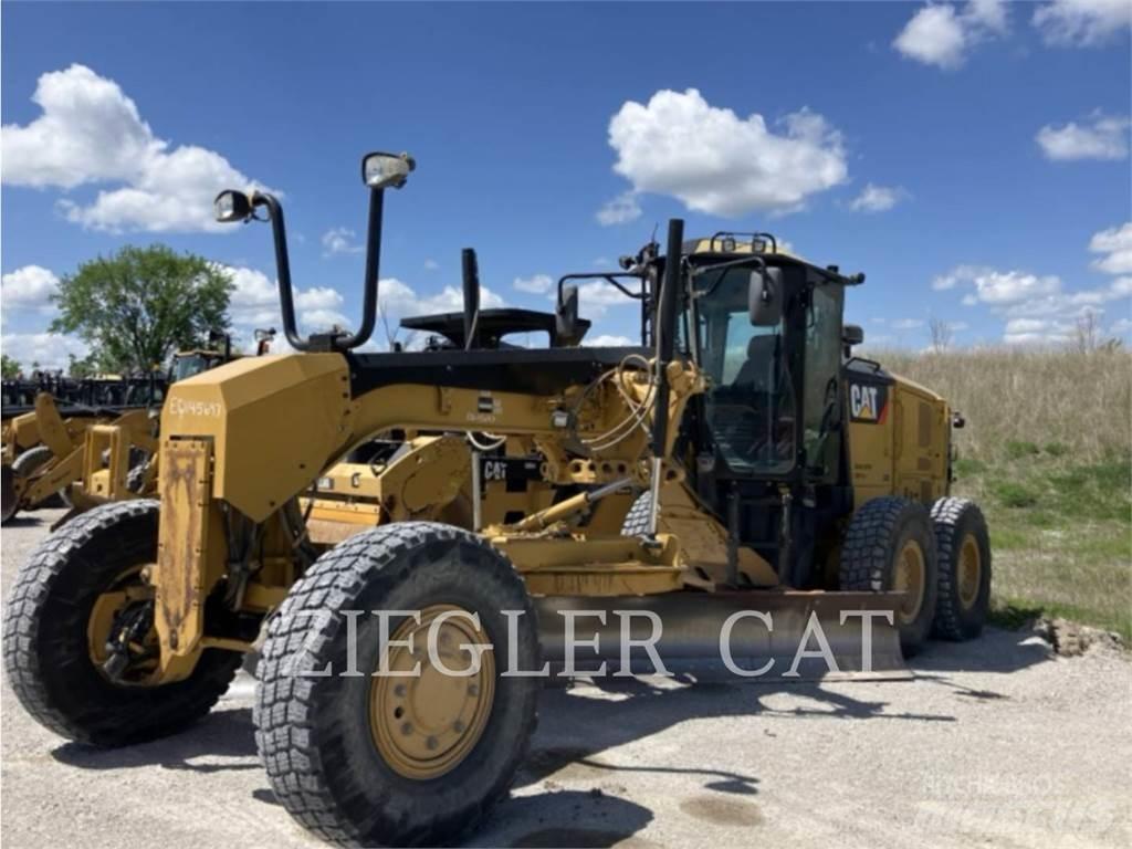 CAT 140M2AWD Greiderid