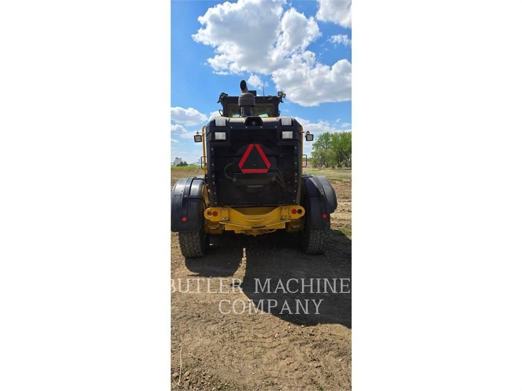CAT 140M2AWD Greiderid