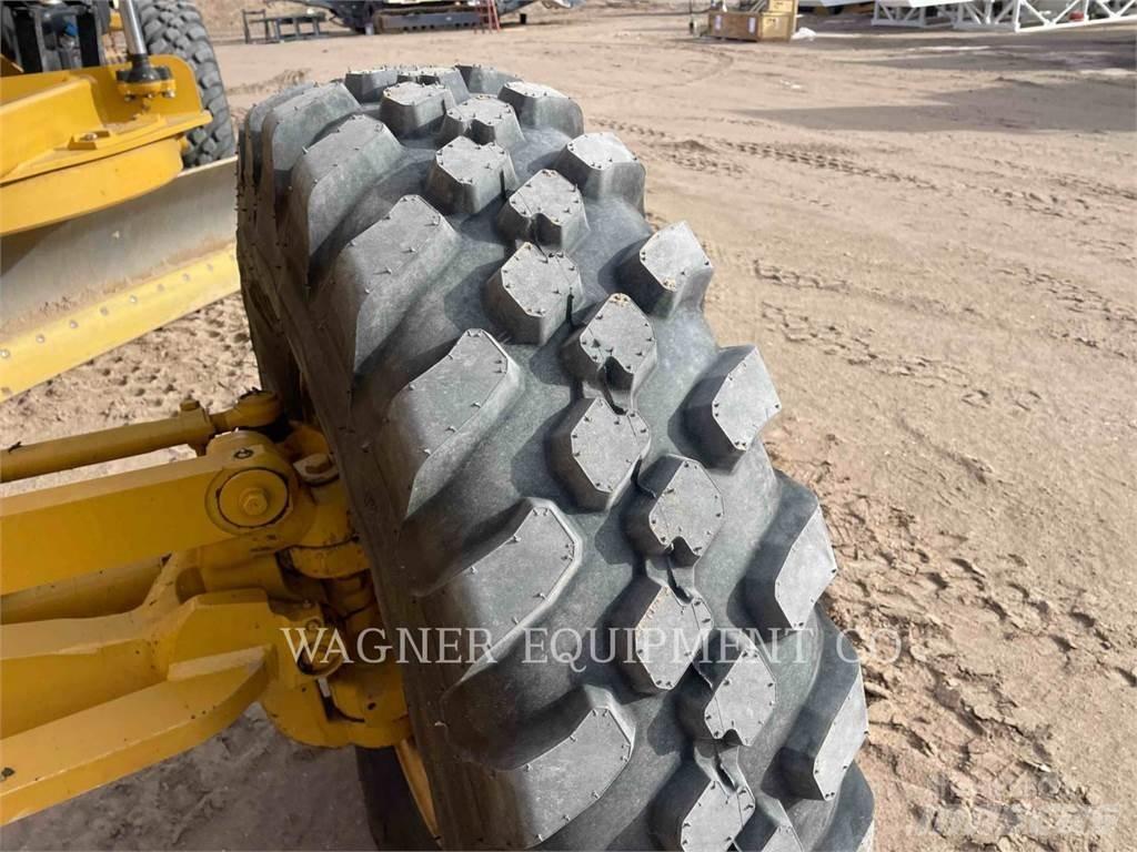 CAT 140M3 Greiderid