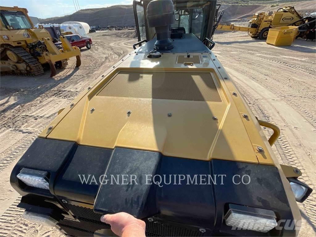 CAT 140M3 Greiderid