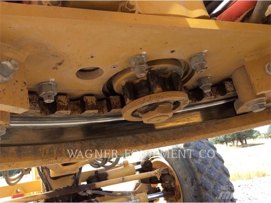 CAT 140M3 Greiderid