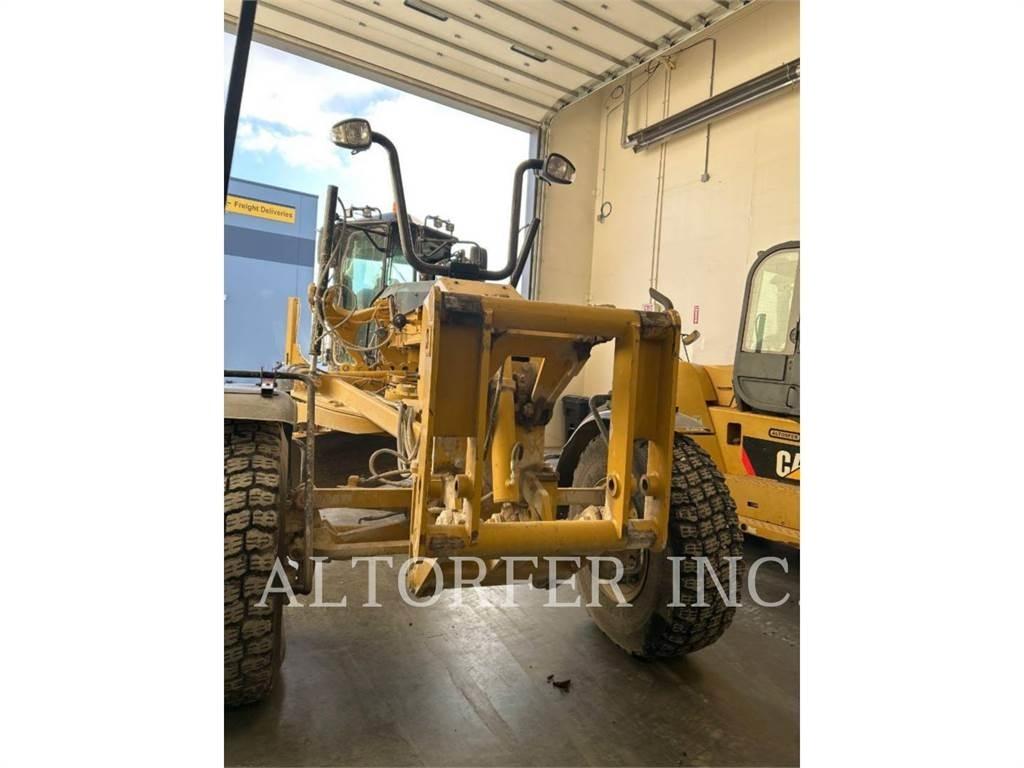 CAT 140M3 Greiderid