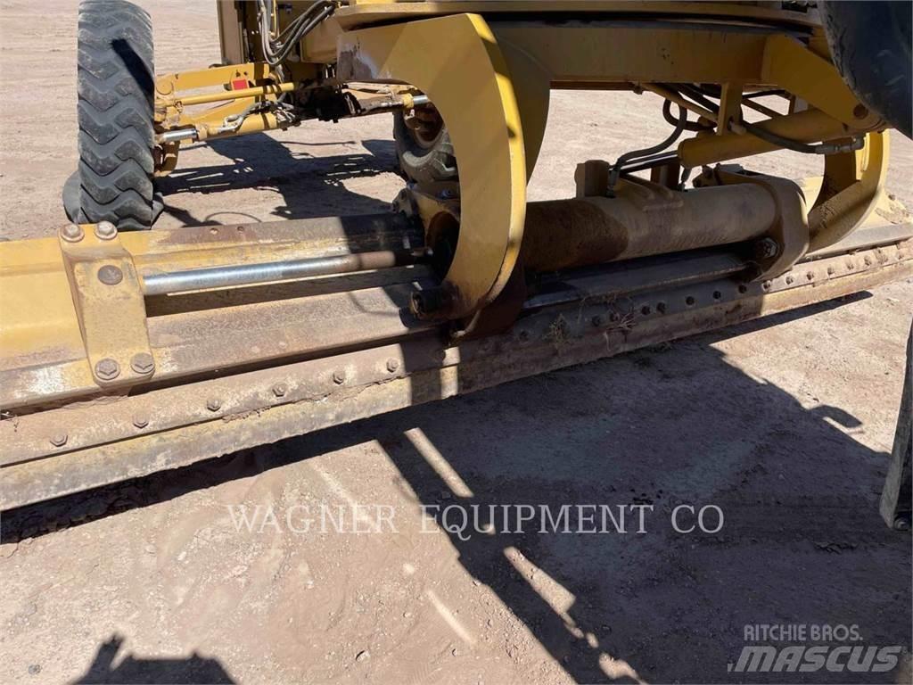 CAT 140M3 Greiderid