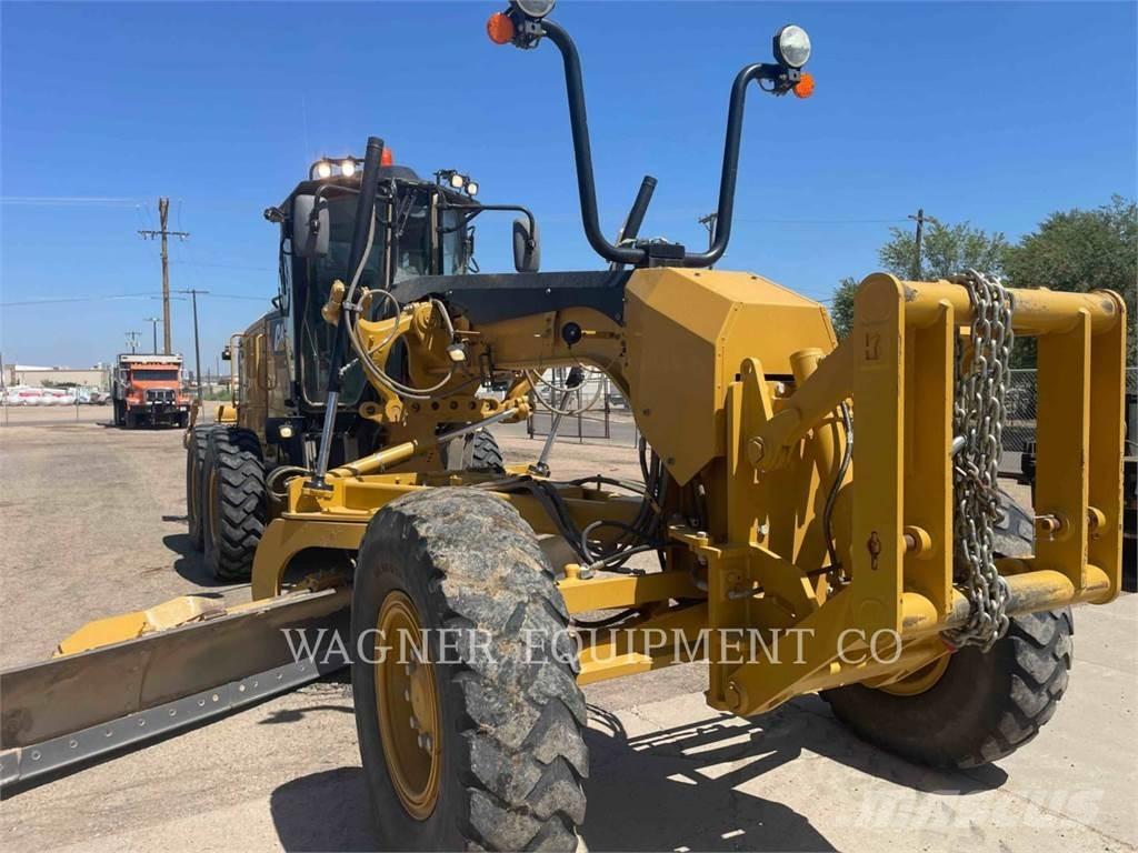 CAT 140M3 Greiderid