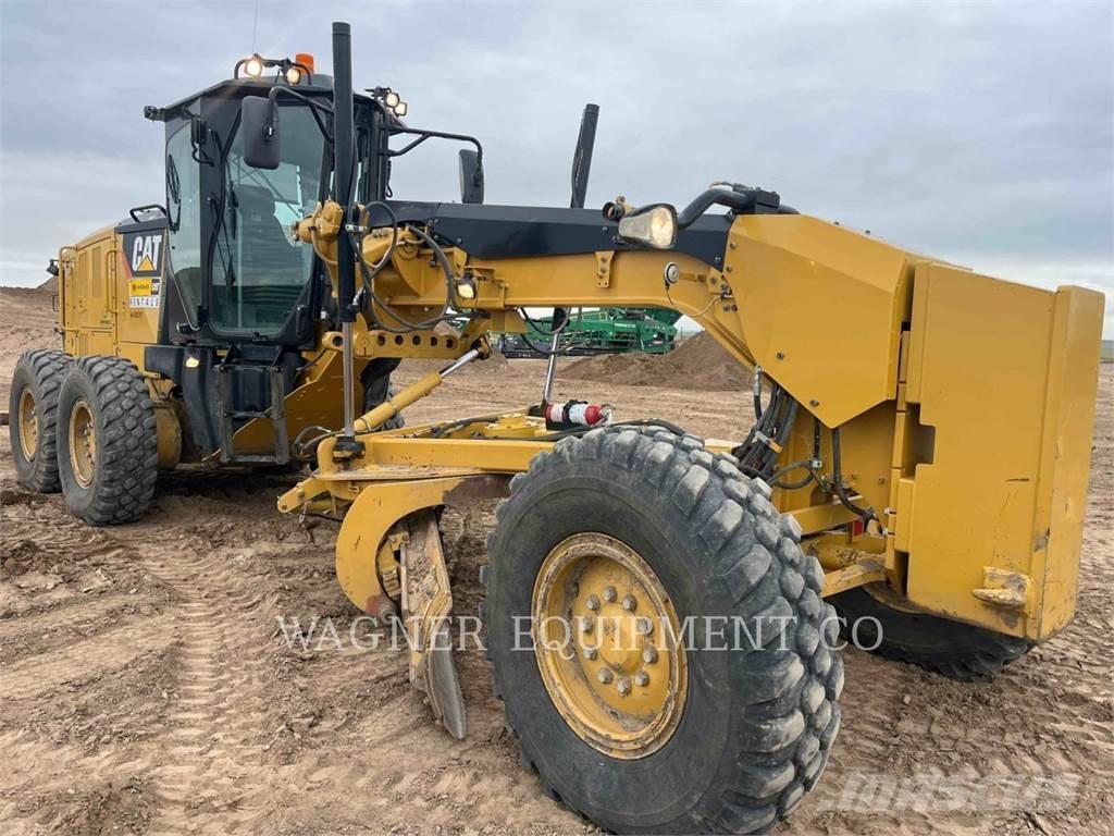 CAT 140M3 Greiderid