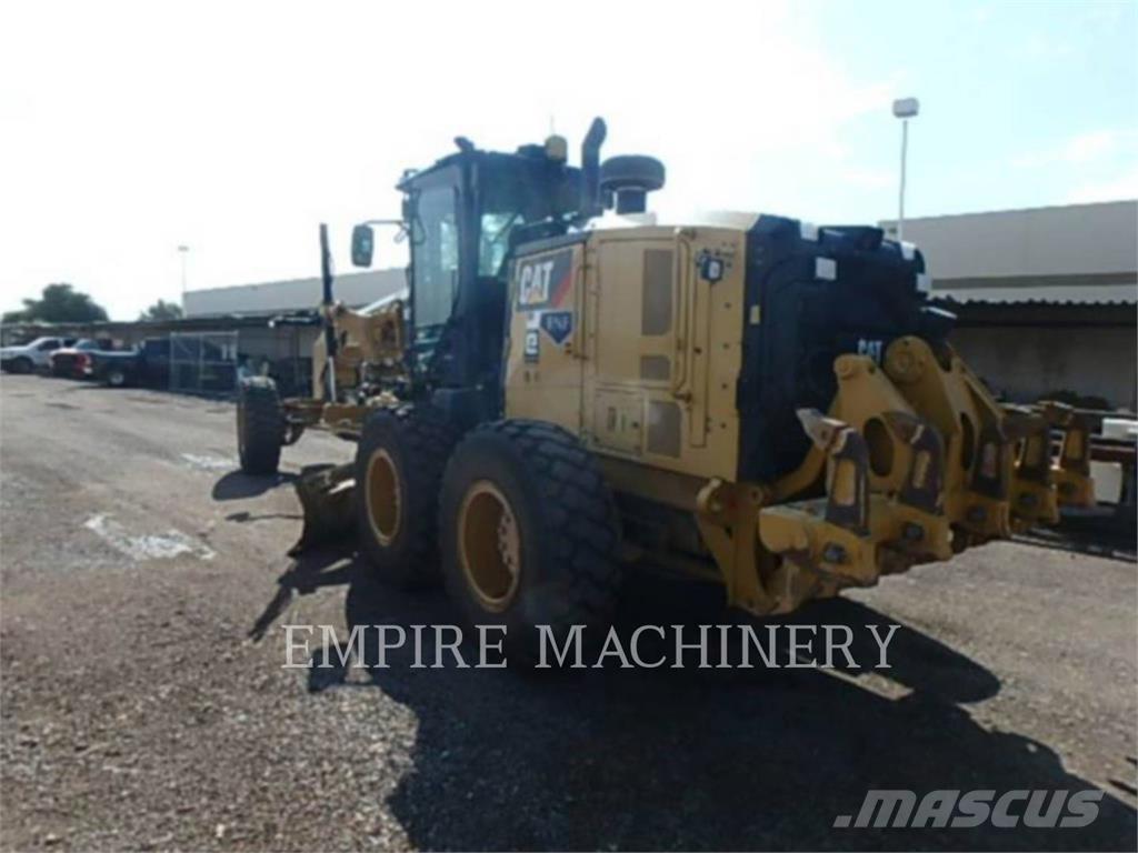 CAT 140M3 Greiderid