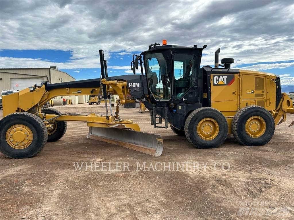 CAT 140M3 AWD Greiderid