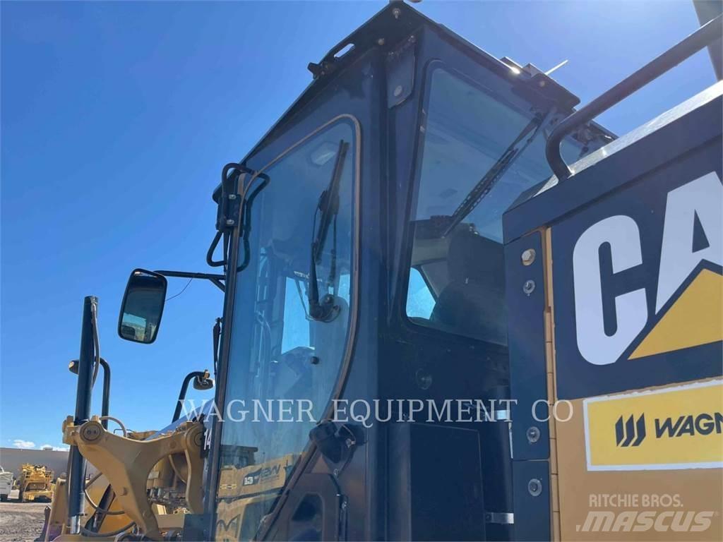 CAT 140M3 AWD Greiderid