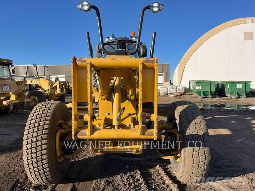 CAT 140M3 AWD Greiderid