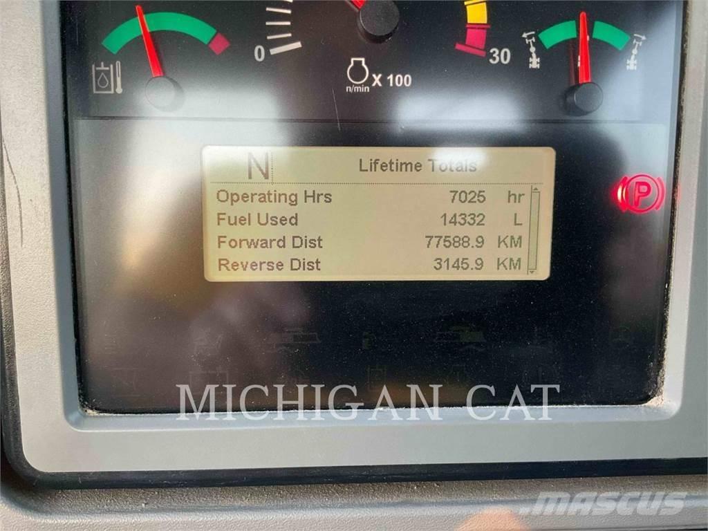 CAT 140M3 AWD Greiderid