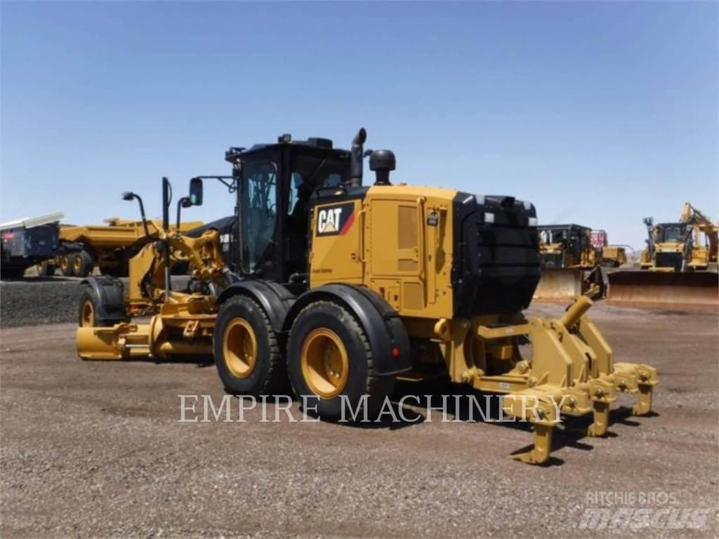 CAT 140M3 AWD Greiderid