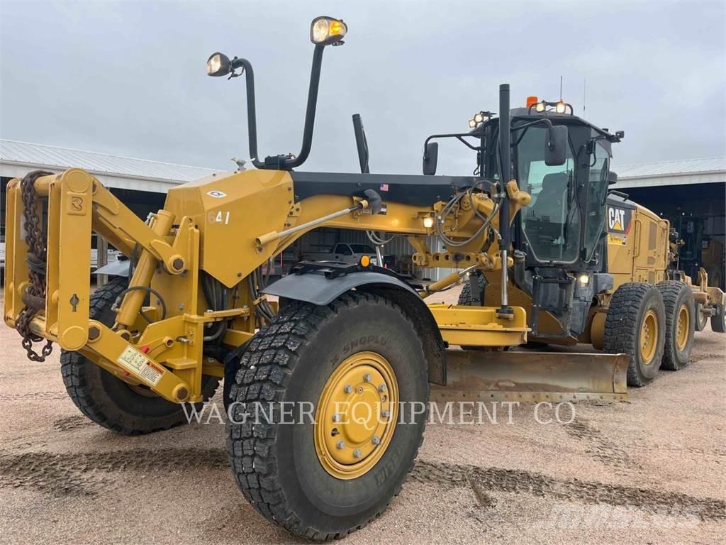 CAT 140M3 AWD Greiderid