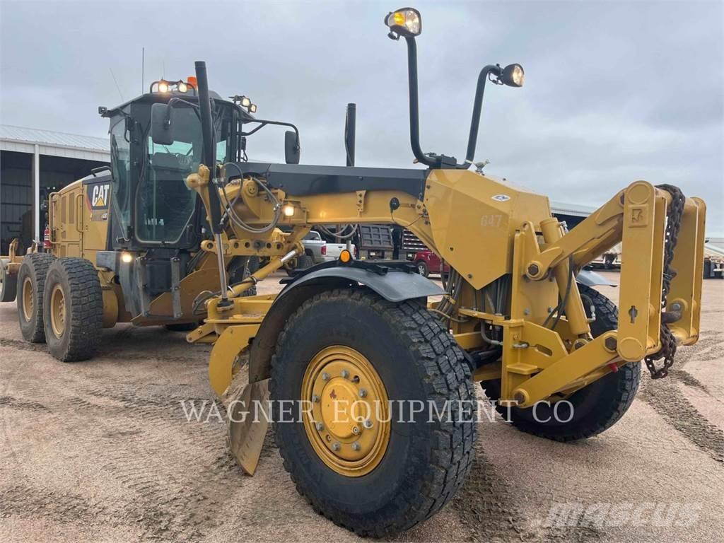 CAT 140M3 AWD Greiderid