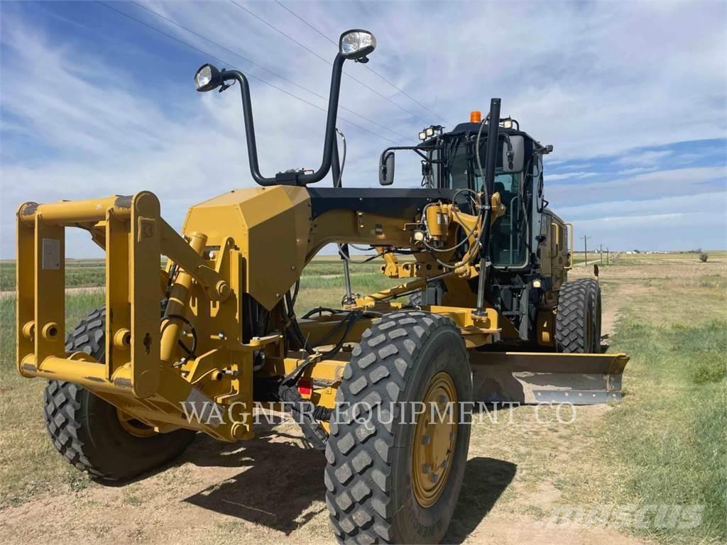 CAT 140M3 AWD Greiderid