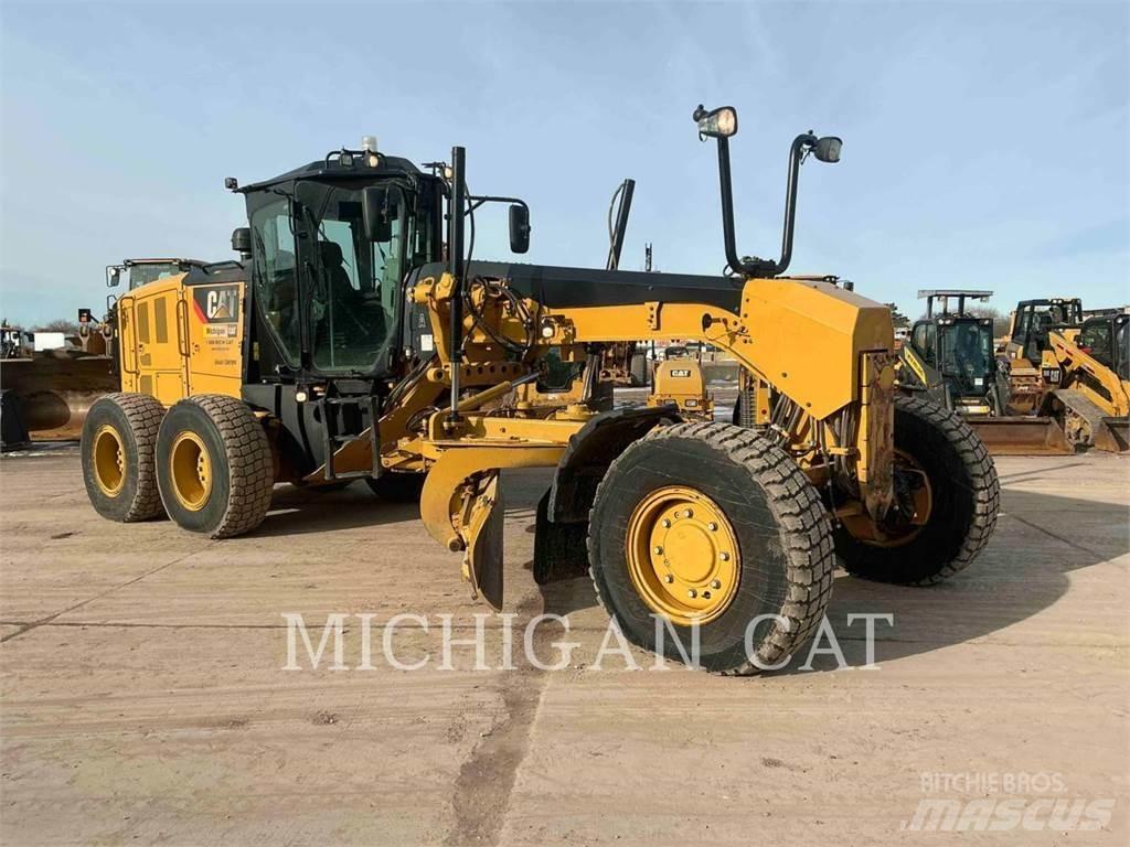 CAT 140M3 AWD Greiderid