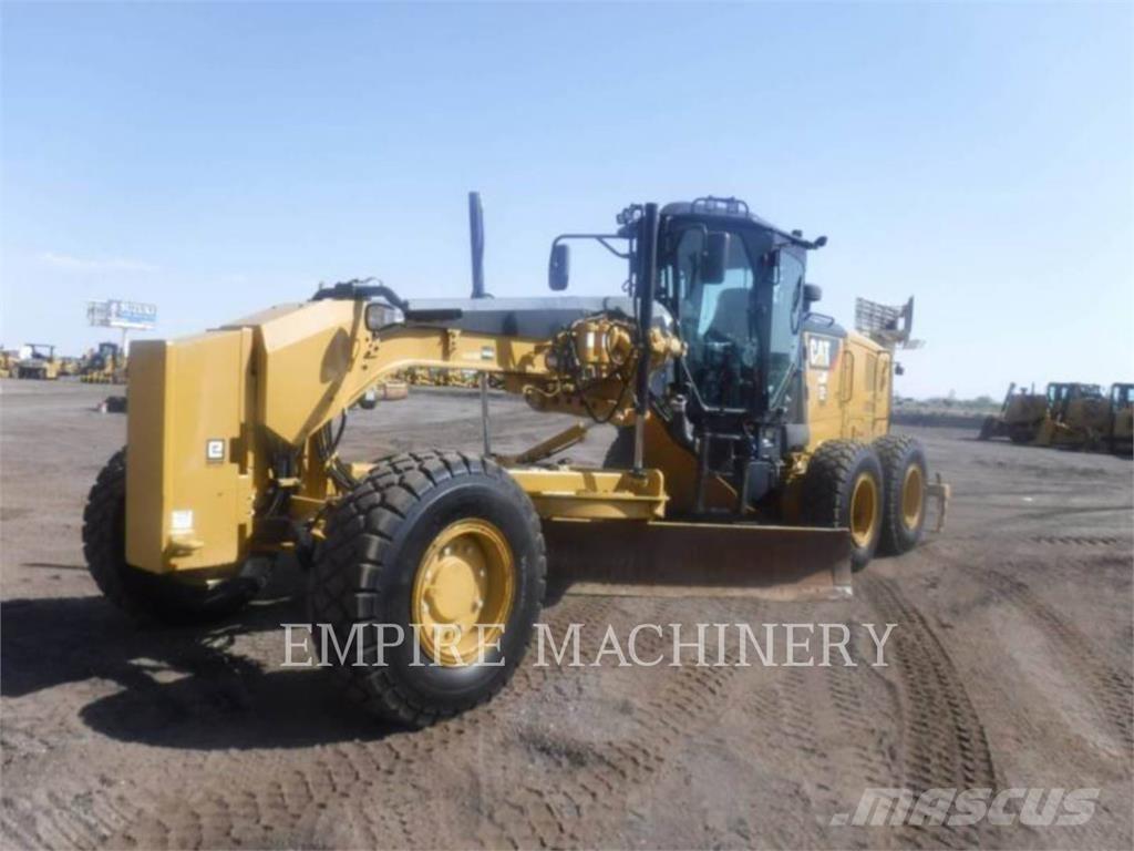 CAT 140M3 AWD Greiderid