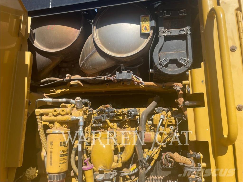 CAT 140M3 AWD Greiderid