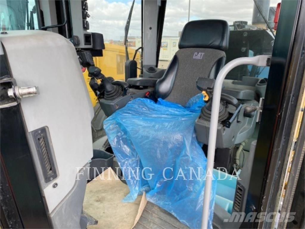 CAT 140M3 AWD Greiderid