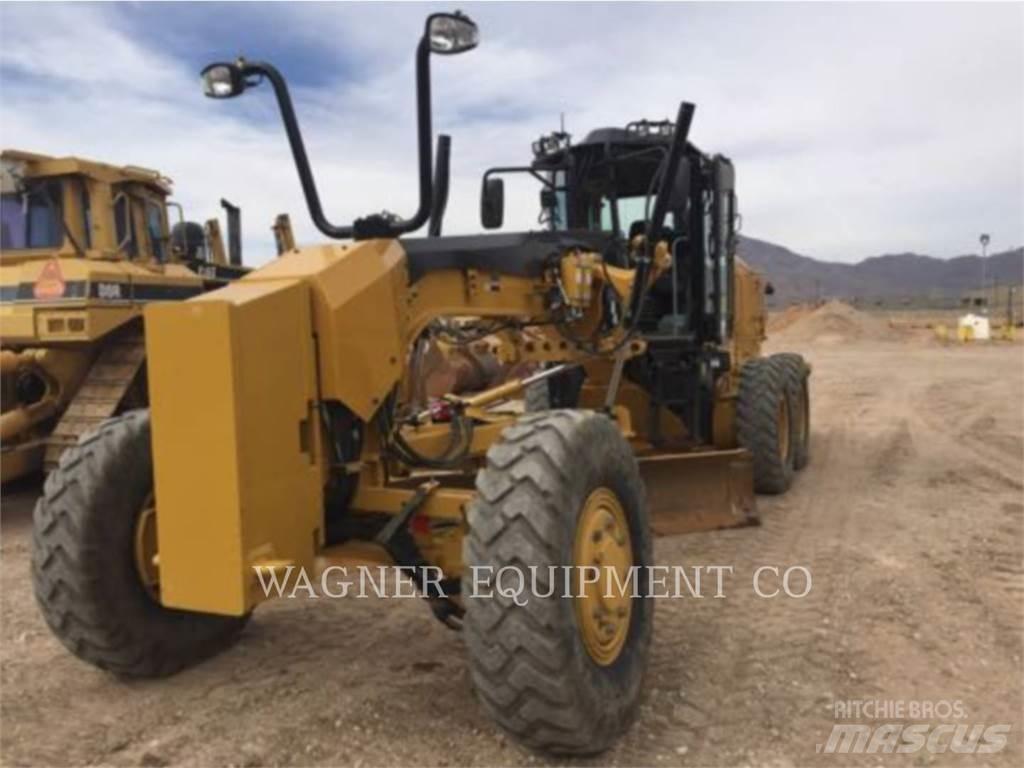 CAT 140M3 AWD Greiderid