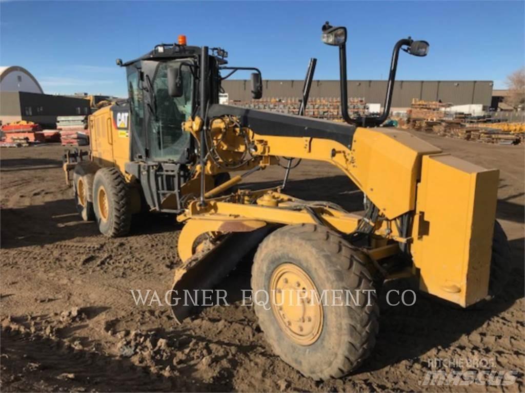 CAT 140M3 AWD Greiderid