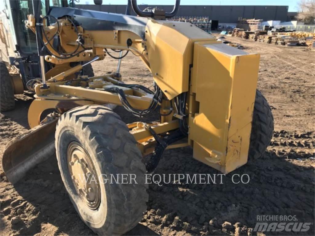 CAT 140M3 AWD Greiderid