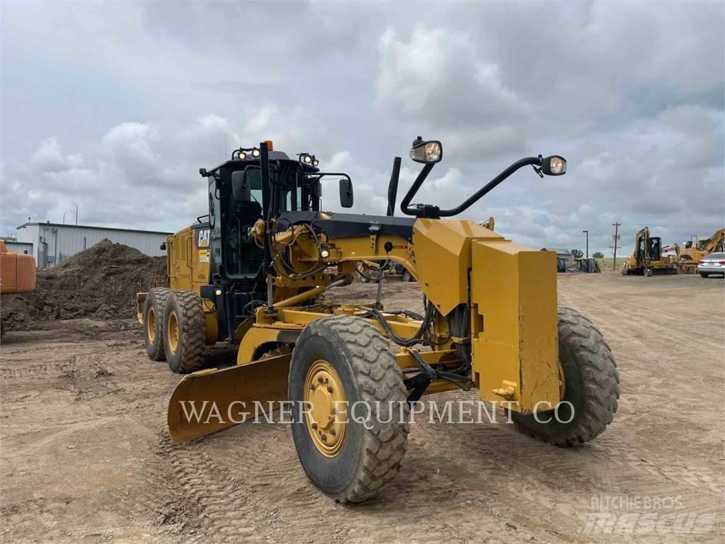 CAT 140M3 AWD Greiderid