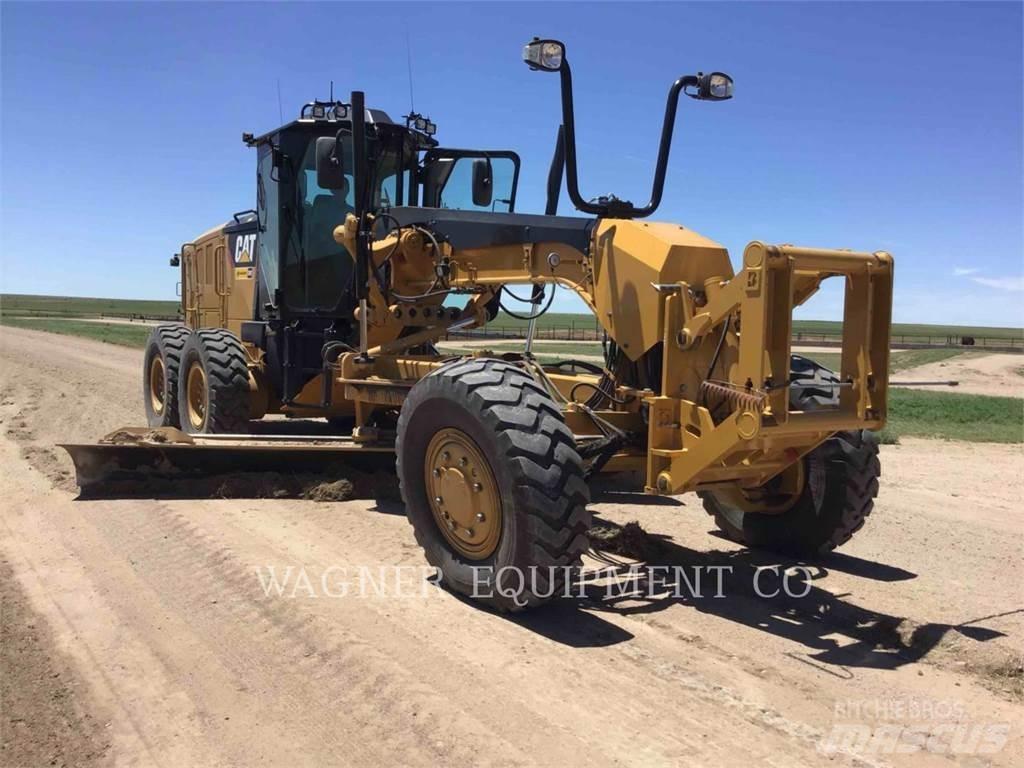 CAT 140M3 AWD Greiderid