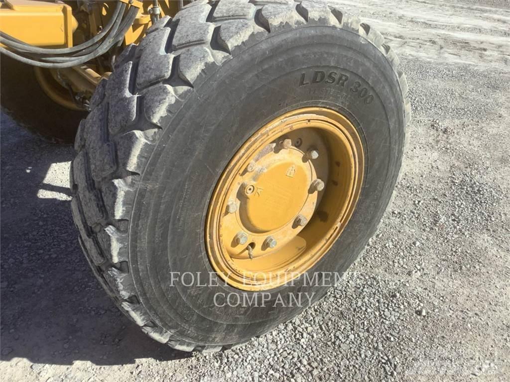 CAT 140M3AW Greiderid