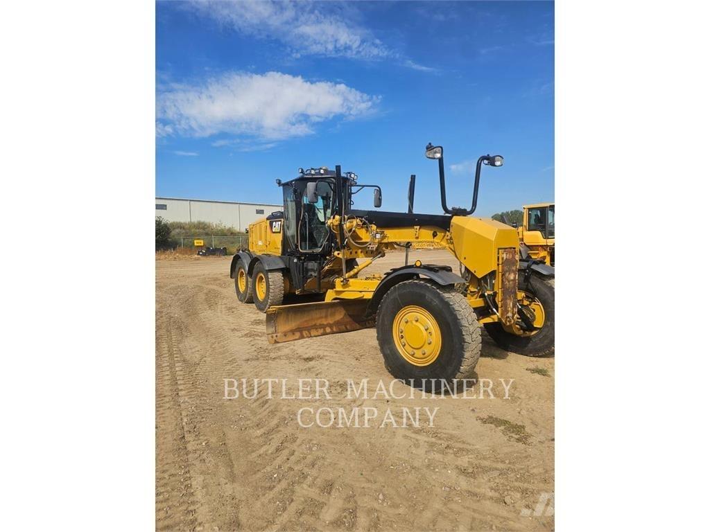 CAT 140M3AWD Greiderid