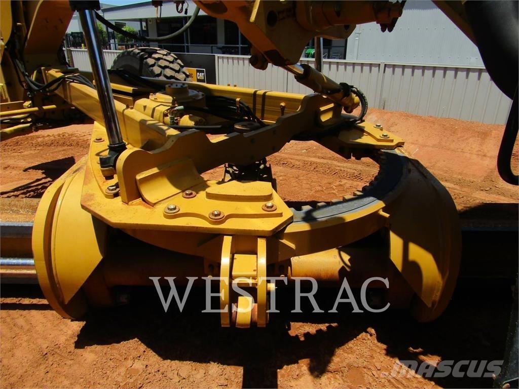 CAT 14M Greiderid