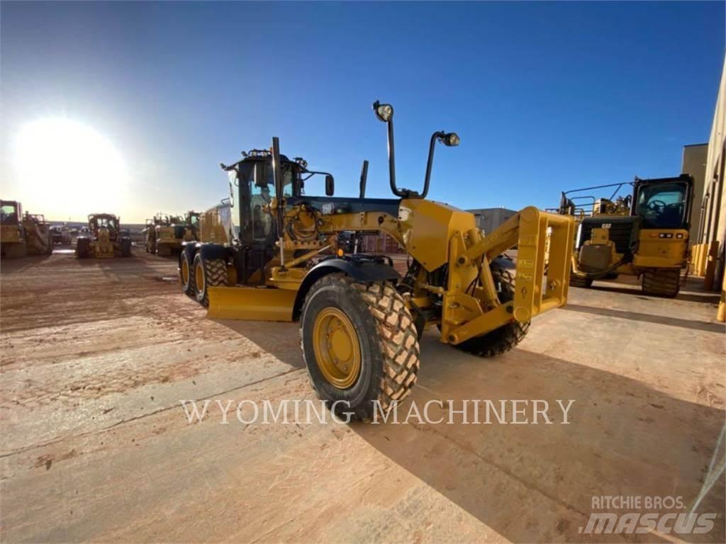 CAT 150 AWD Greiderid